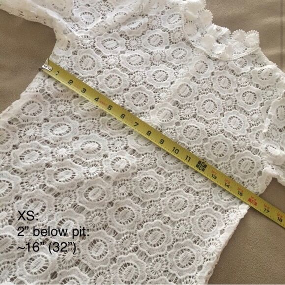 White Flower Lace Crochet Blouse XS-M - Picture 5 of 9